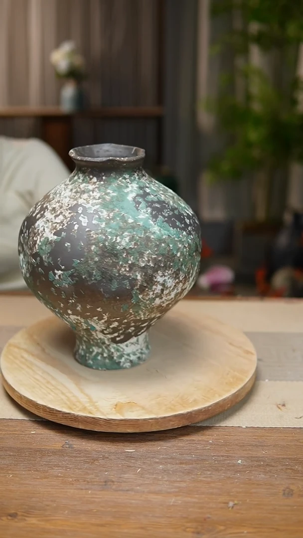 【闪购商品】陶瓷 花器涂鸦绿灯笼
