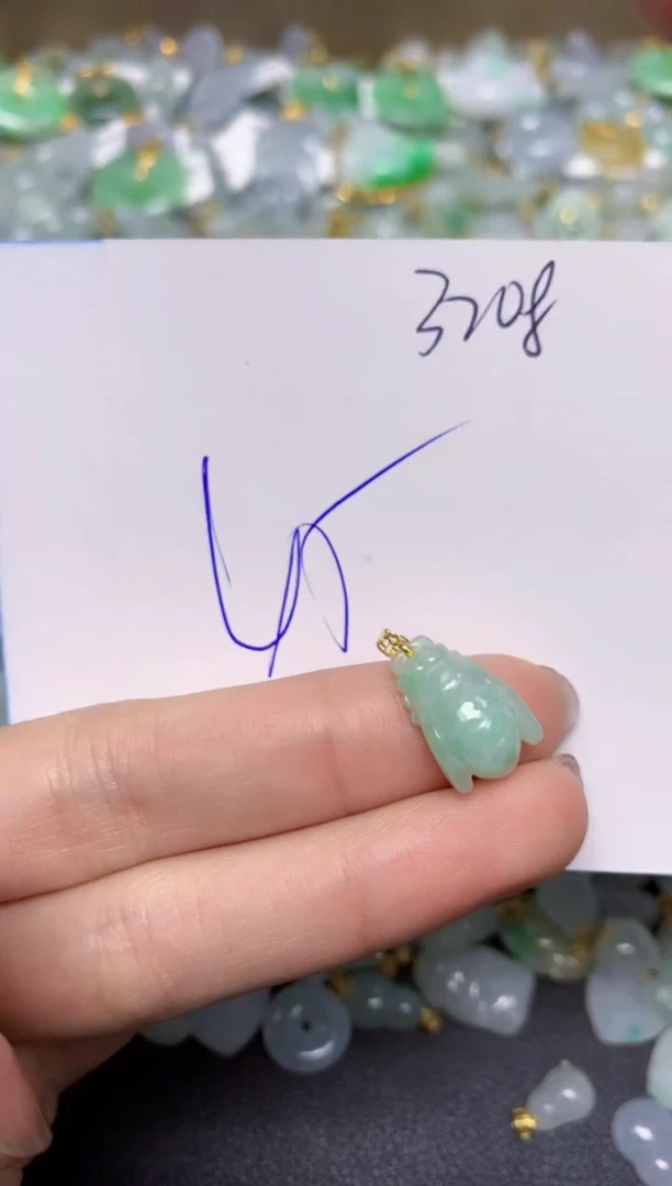 【闪购商品】翡翠颈饰18K金镶嵌 天然翡翠A货
