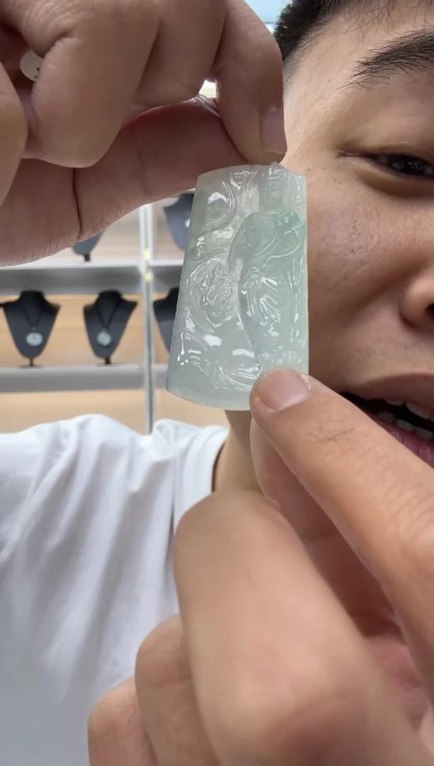 颈饰未镶嵌翡翠天然翡翠A货孤品一件