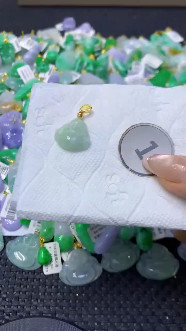 颈饰未镶嵌翡翠天然缅甸翡翠A货