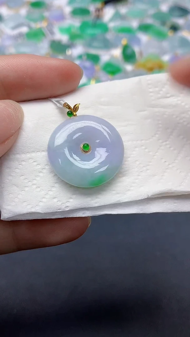 翡翠18K金镶嵌颈饰天然缅甸a货翡翠