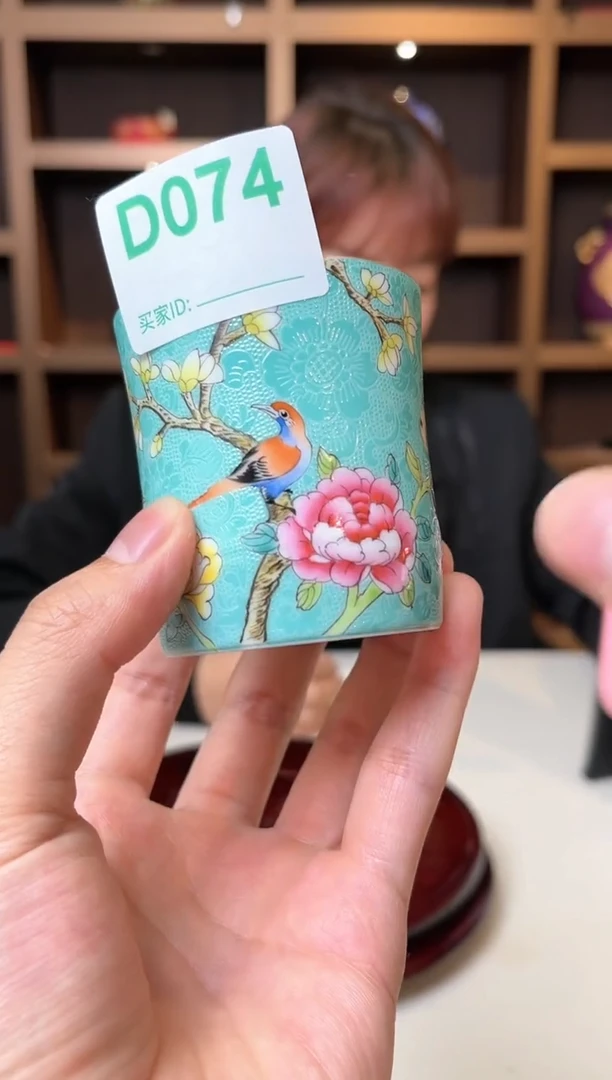 【闪购商品】摆件景德镇陶瓷扒花压手杯074