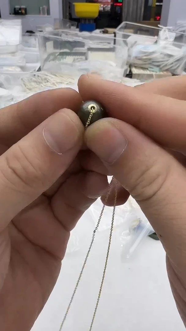 18K金镶嵌吊坠(赠链)海水珍珠10mm 大溪地路路通-孤品