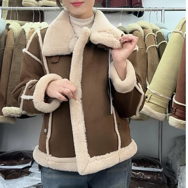 1391冬季秋冬女加厚加绒短外套拼接休闲百搭韩版时尚短款翻领