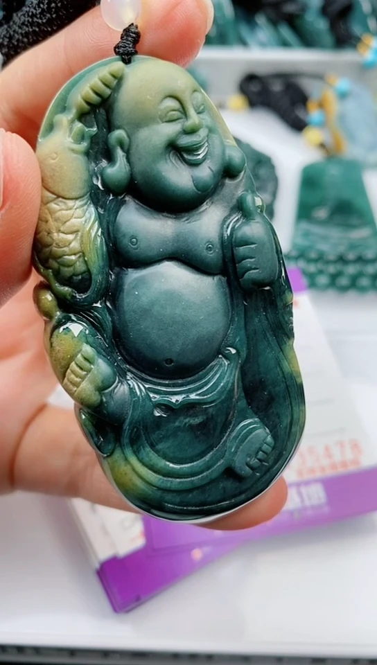 【闪购商品】翡翠颈饰未镶嵌