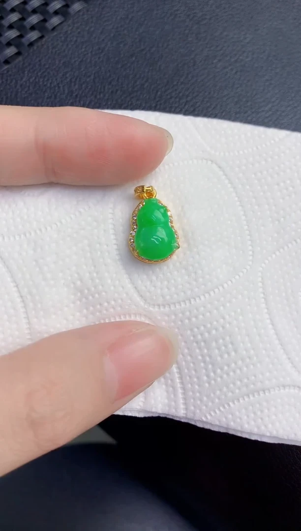 颈饰未镶嵌翡翠天然翡翠缅甸A货