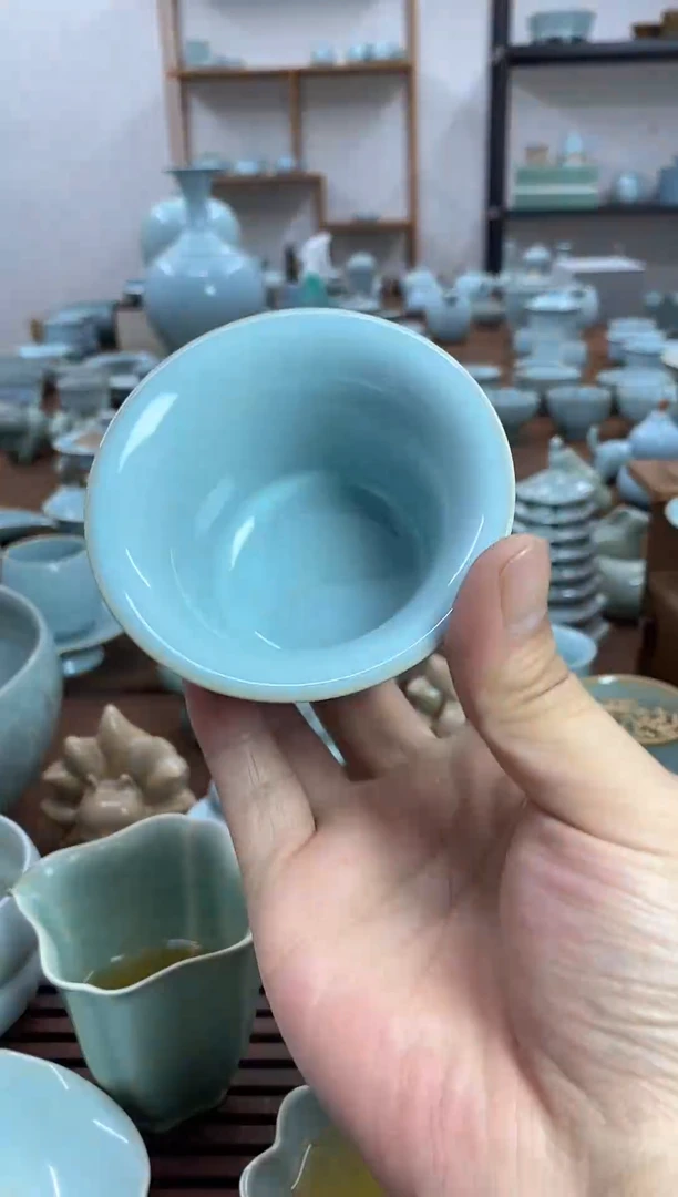 杯子微瑕原矿天青釉纯手工支钉马蹄杯