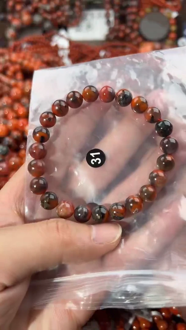南红玛瑙手串未镶嵌8+