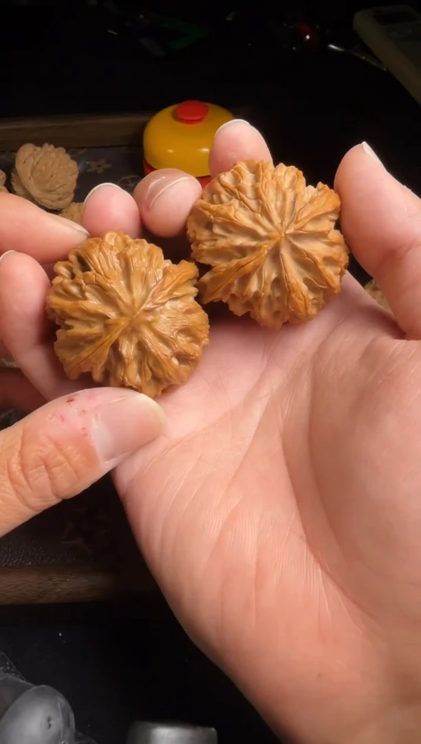 吊坠文玩核桃日***海44尺全品苹果园