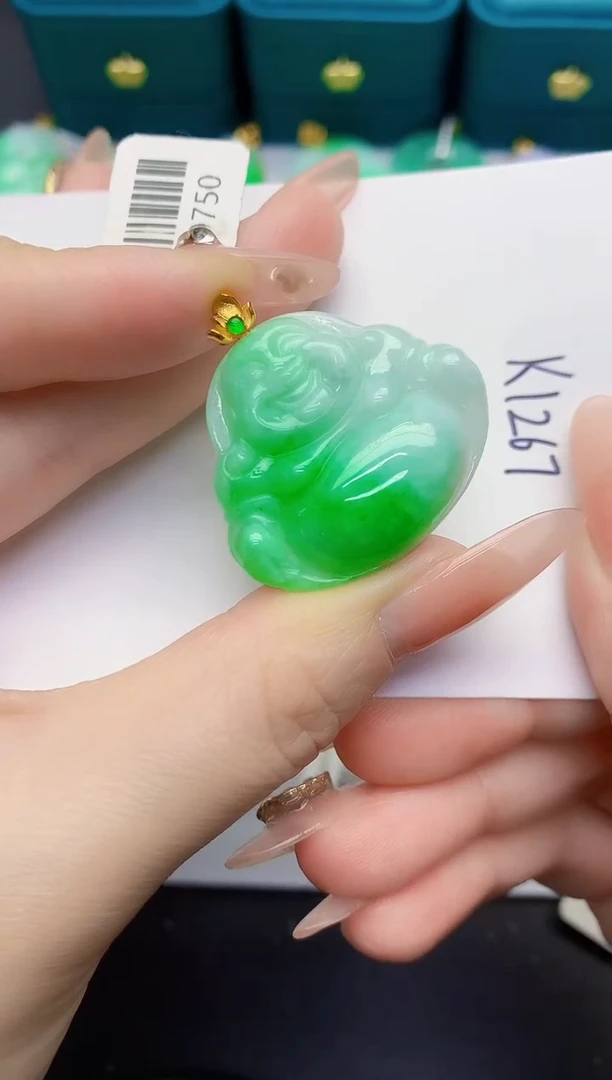 颈饰18K金镶嵌翡翠缅甸天然翡翠A货