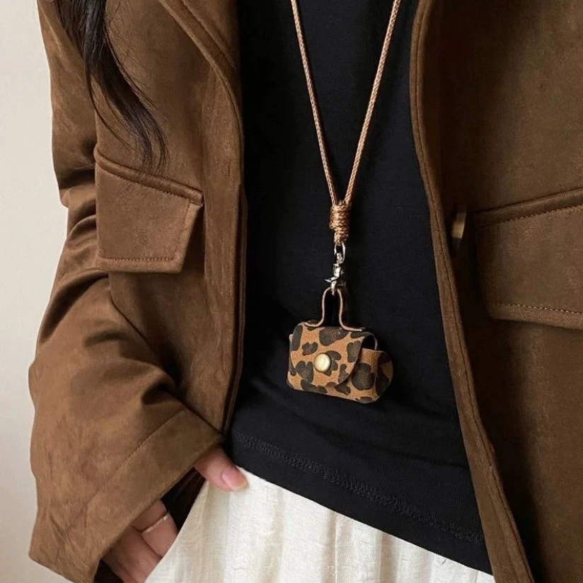 非金属布艺吊坠 JUDIAN-豹纹皮质挂坠项链