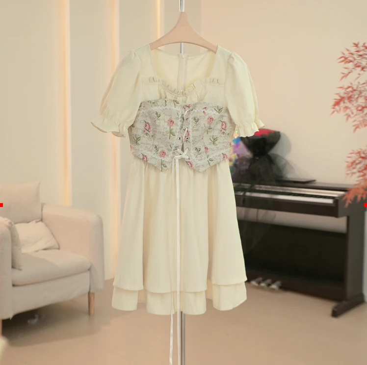 C358 ML系列复古温柔风碎花拼接收腰显瘦连衣裙