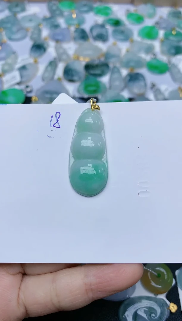 【闪购商品】翡翠颈饰18K金镶嵌天然翡翠A货