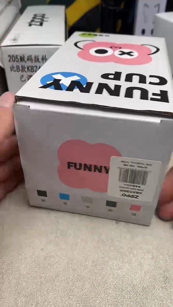 铁J****鼠Zippo咖啡杯