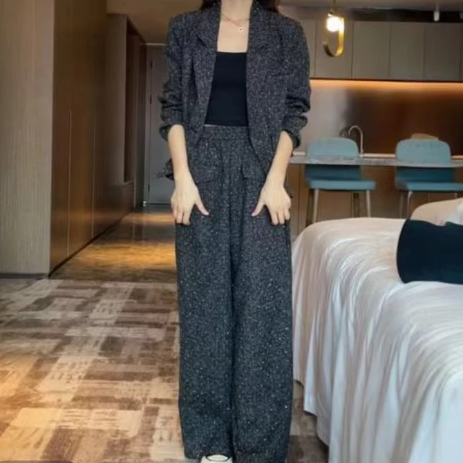 春秋新款时尚女神范西服套装烫钻不规则西服外套阔腿裤两件套