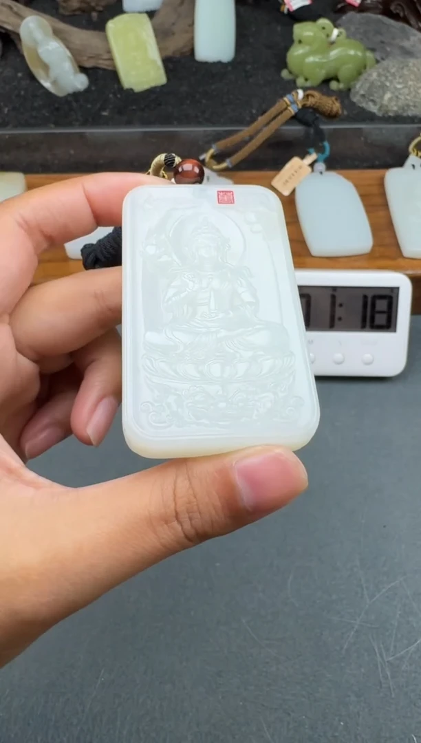 颈饰未镶嵌和田玉1