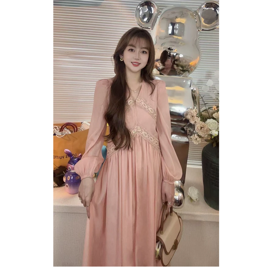 甜美设计感连衣裙女春氛围感气质温柔V领收腰显瘦长裙小众长袖