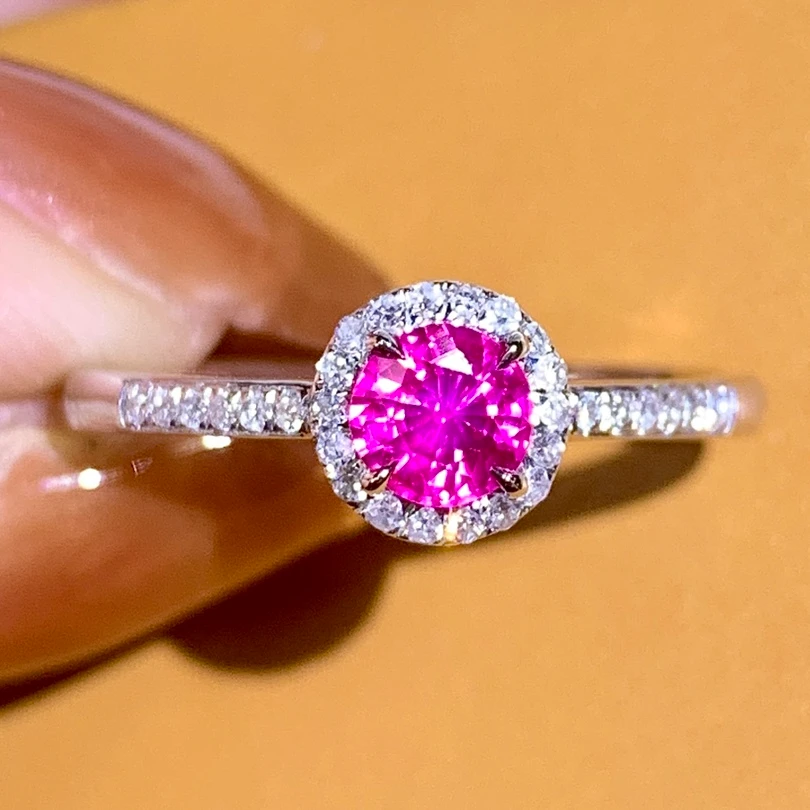 经典时尚18K金天然红宝石戒指