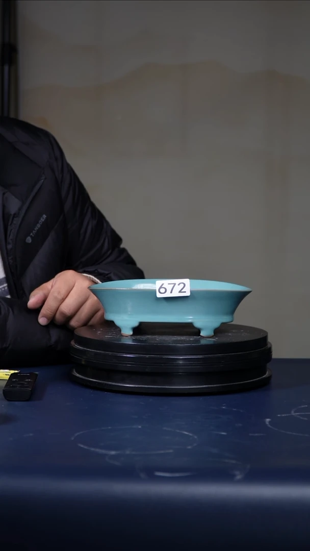 其他瓷微瑕672号桩盆  口径20.5高6.3 NO退NO换