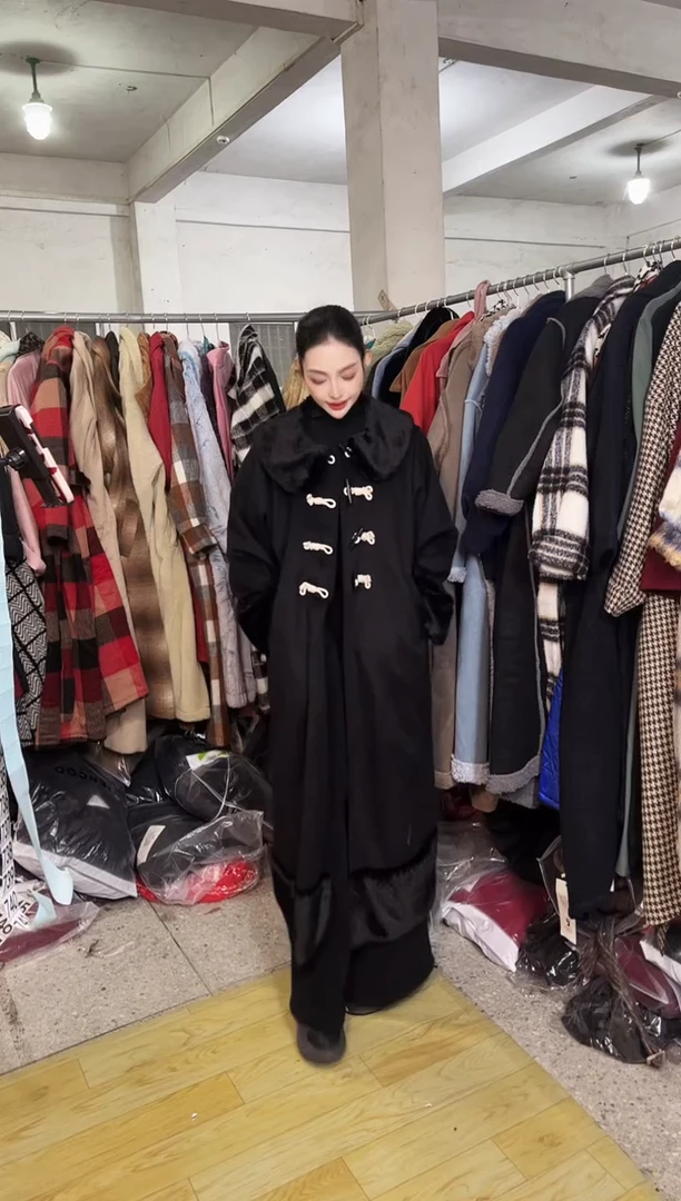 706闪购外套外披马甲打底裤子