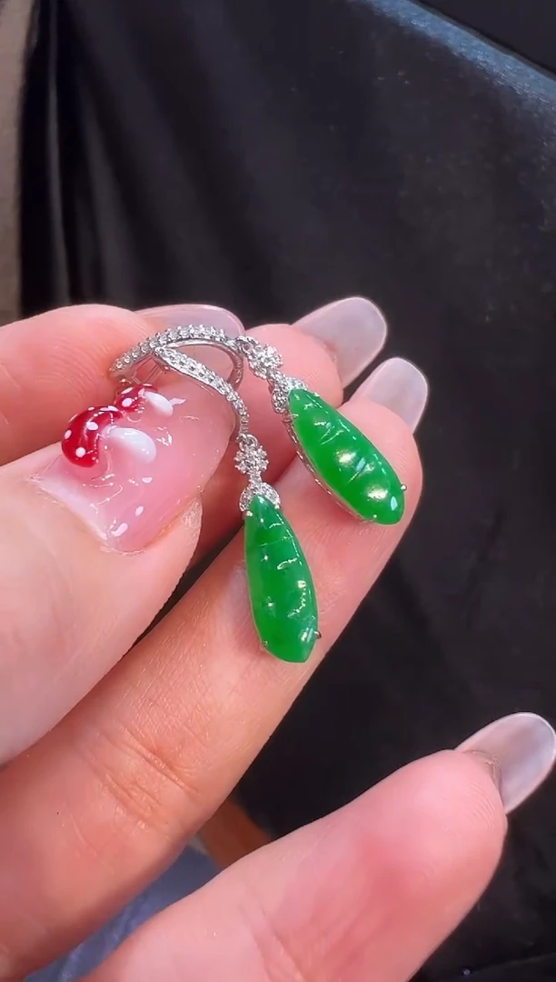 【闪购商品】翡翠耳饰18K金镶嵌耳饰