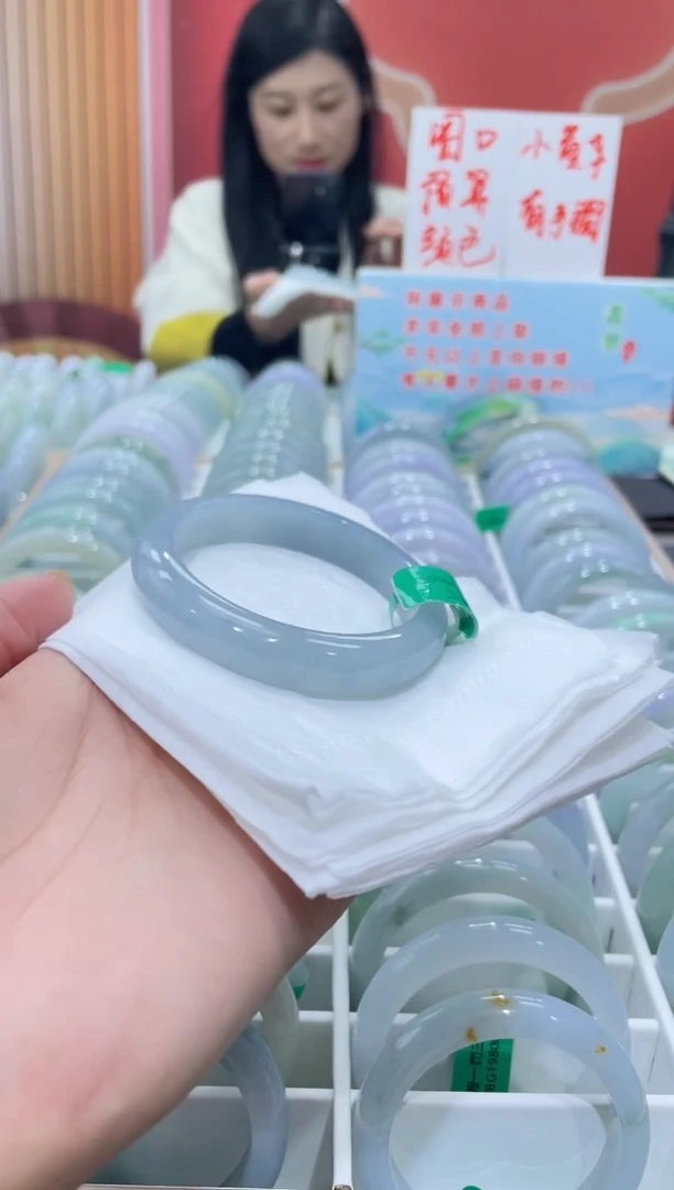 【闪购商品】翡翠手镯未镶嵌0000006362