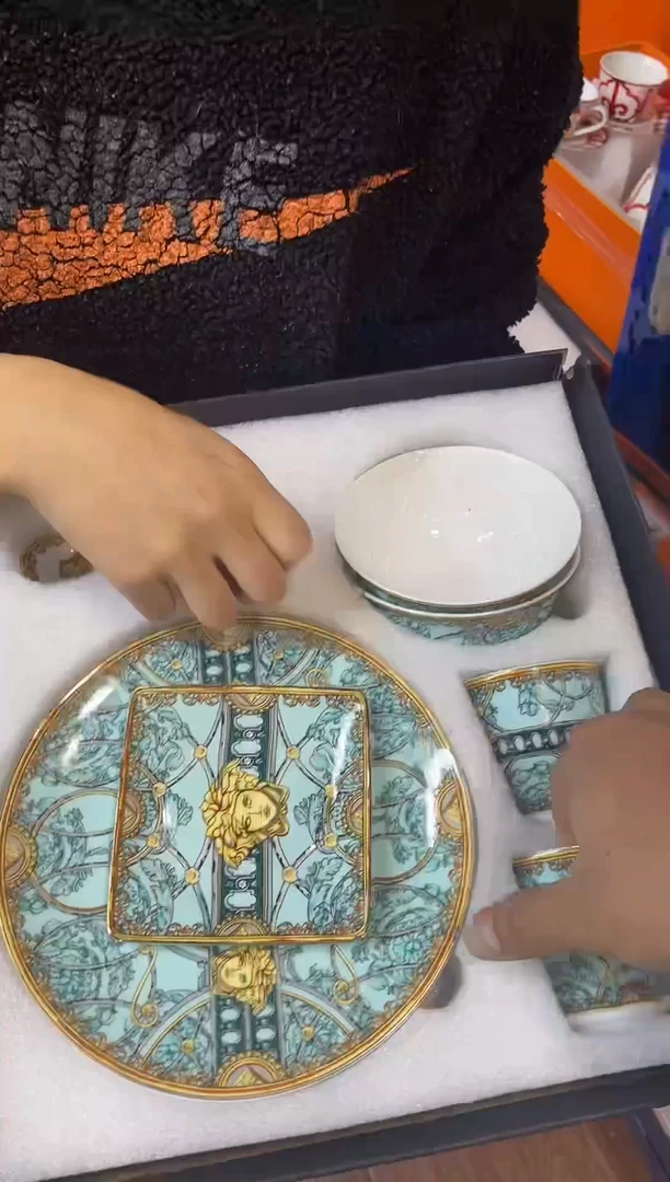 杯鸿辉家品牌瓷器，京东包邮！