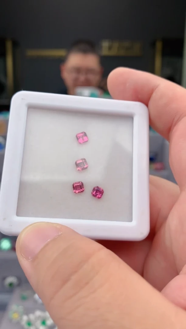 未镶嵌裸石碧玺1.8ct 碧玺套系