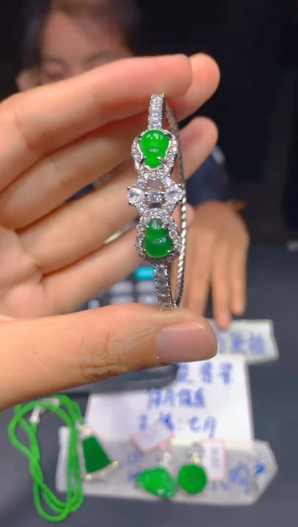 定制翡翠未镶嵌144多样性发货（发其一）