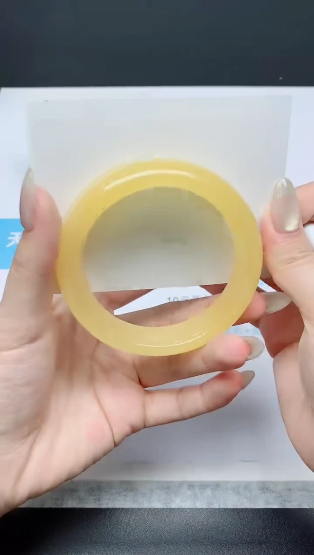 石英质玉手镯未镶嵌K131-56.9