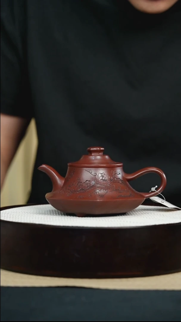 茶壶紫砂子龙血砂刻绘六方云炉