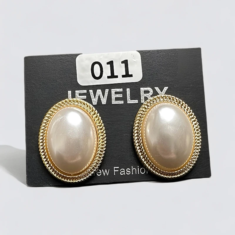 铜合金耳饰 【011】法式复古港风椭圆型耳钉简约温柔气质耳环
