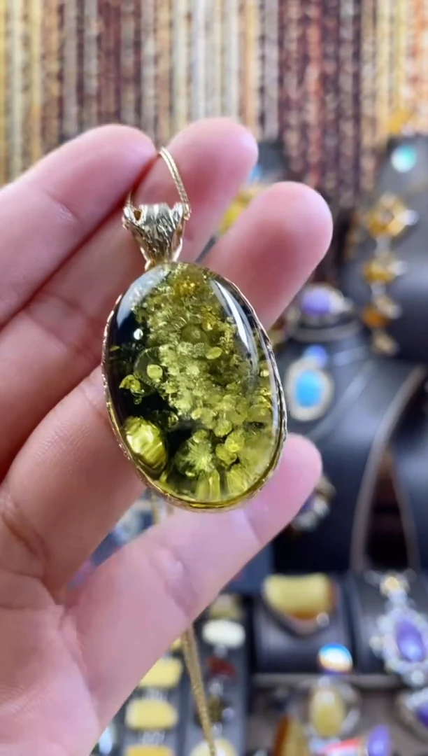 银S925镶嵌颈饰琥珀绿珀吊坠