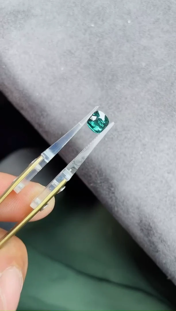 未镶嵌裸石碧玺1.5ct