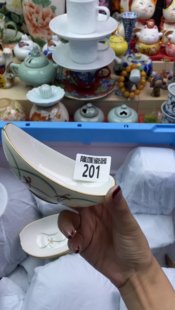 瓷片隆莲瓷器欢迎大家