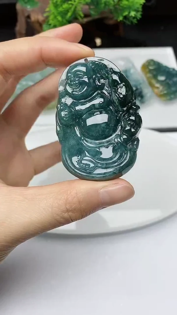 【闪购商品】翡翠颈饰未镶嵌