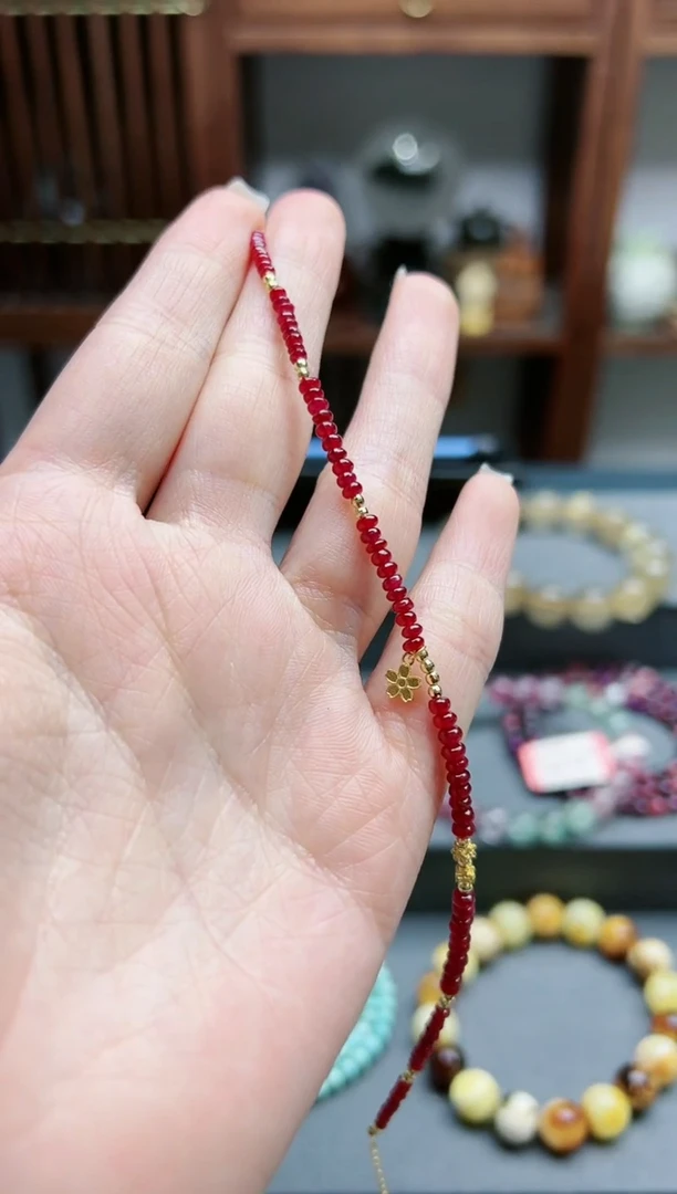 【闪购商品】红宝石手链18K金镶嵌18k金红宝石手链*1 ZX