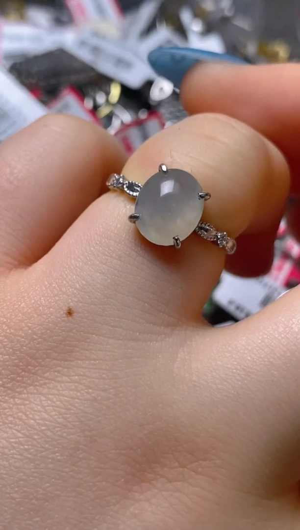 银S925镶嵌戒指翡翠百内无证书