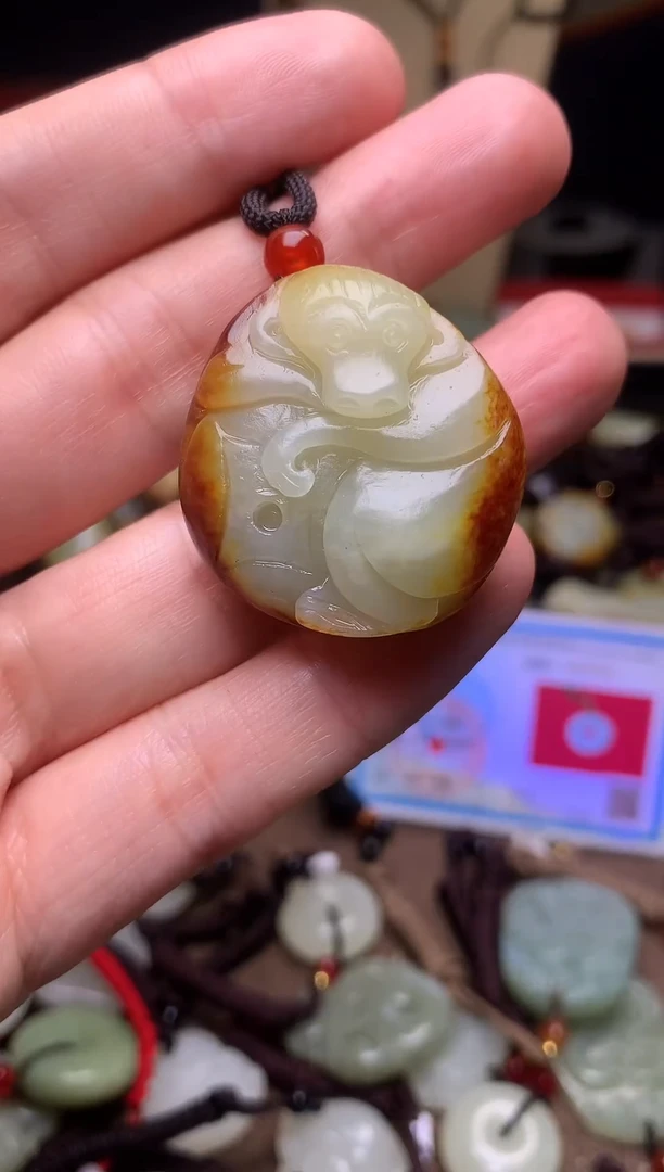 颈饰未镶嵌和田玉新疆料青海料清水和田玉吊坠
