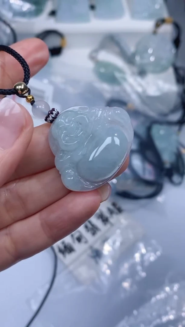 颈饰未镶嵌翡翠吊坠