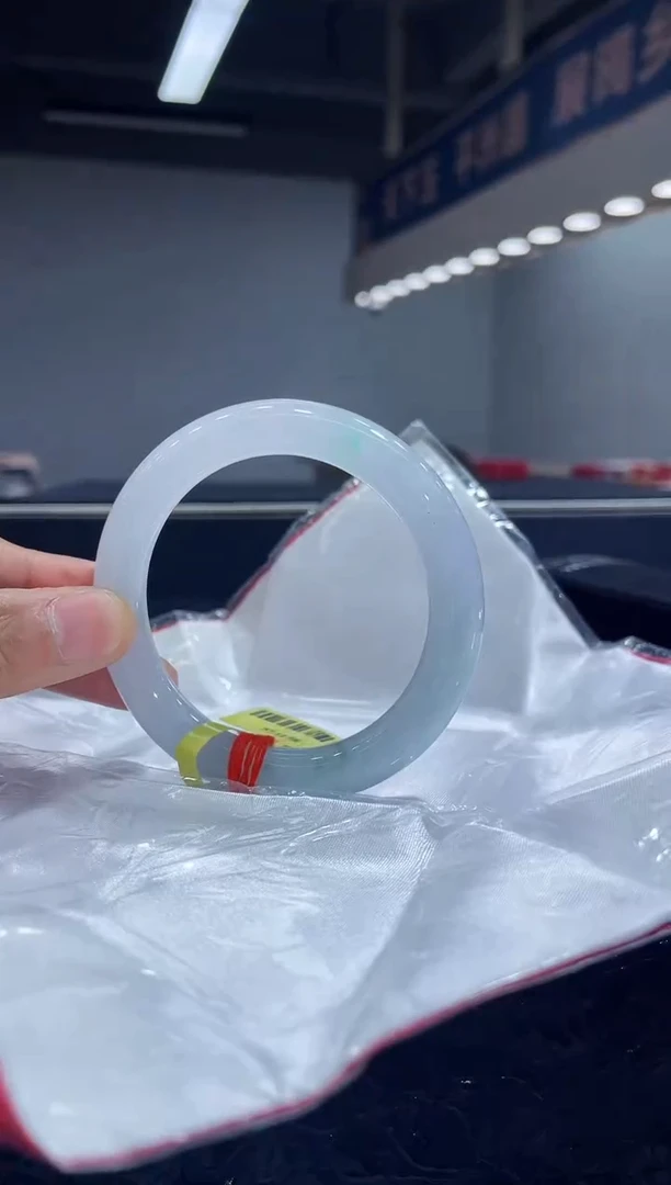 未镶嵌手镯翡翠4