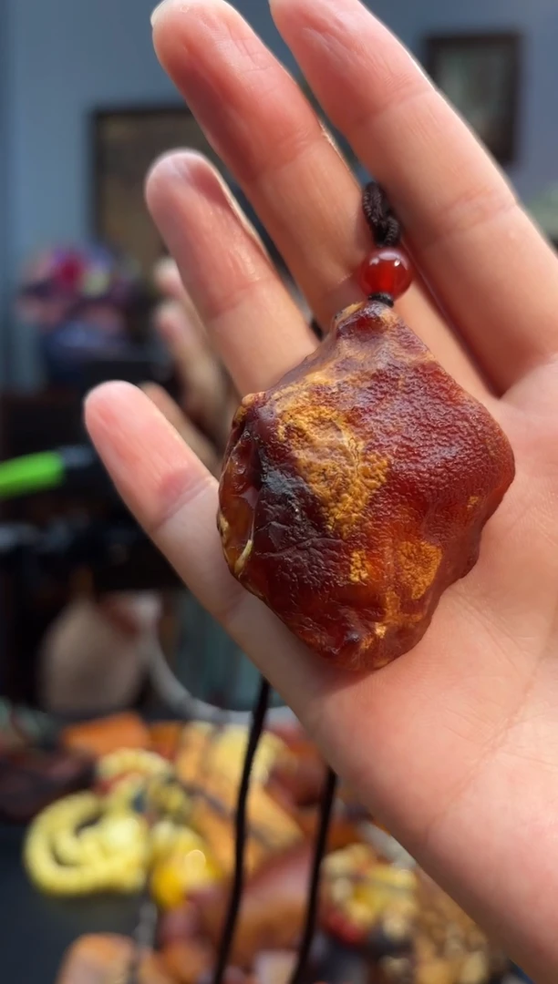 琥珀颈饰未镶嵌吊坠