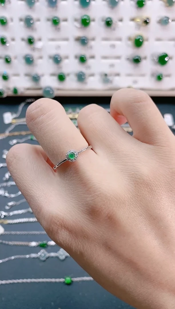 【闪购商品】翡翠戒指银S925镶嵌天然翡翠