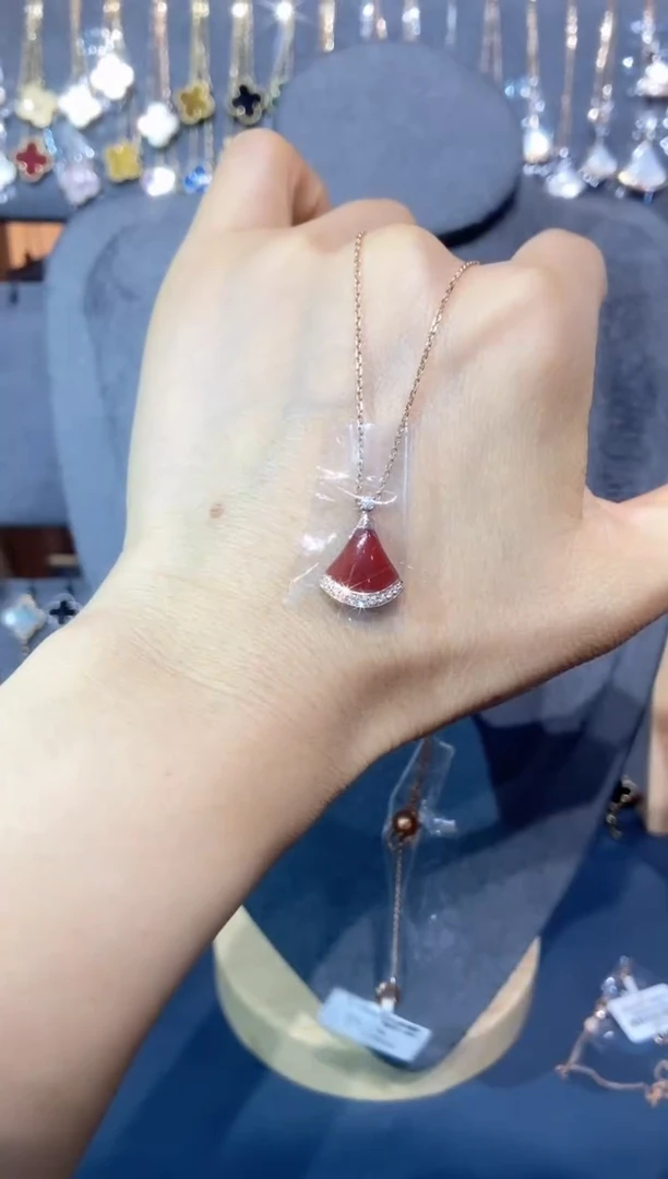 套链18K金镶嵌钻石七***好钻石K玫