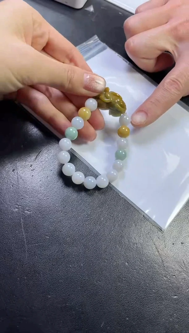 【闪购商品】翡翠手串未镶嵌貔貅手串