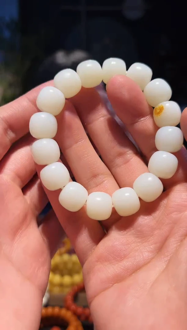 手串未镶嵌和田玉14+单圈