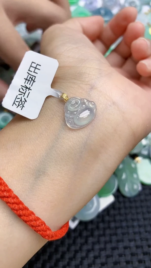 翡翠18K金镶嵌颈饰天然缅甸A货翡翠百元以上9元证书费自理