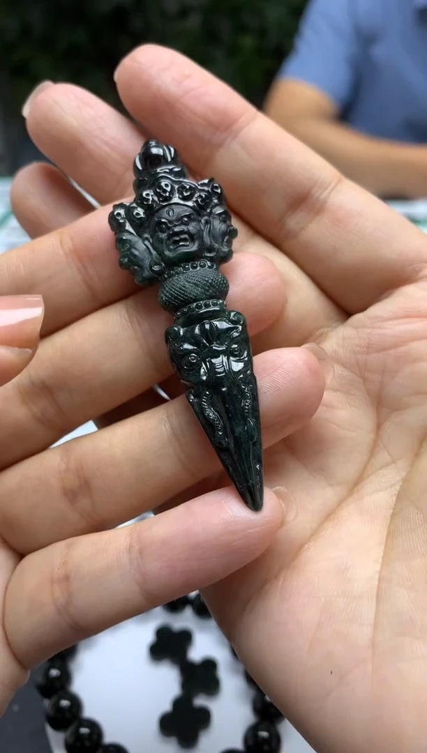 定制翡翠未镶嵌毛货