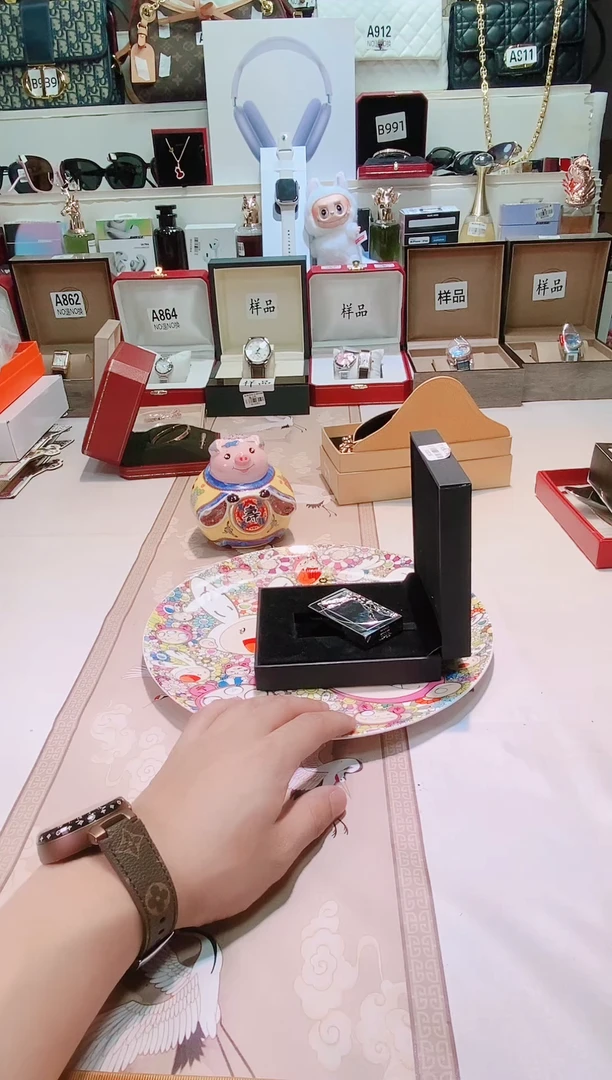 瓷片瓷器 库房到期 全部地板价@@1