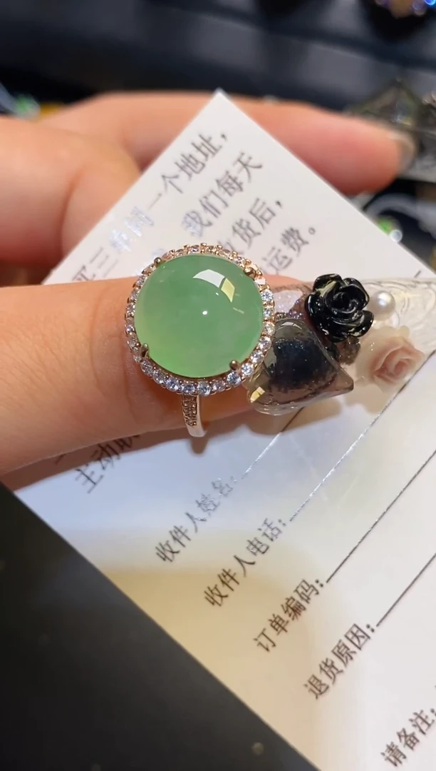 银S925镶嵌翡翠耳饰天然